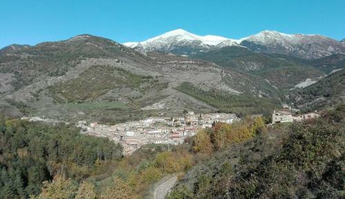 Bed & Breakfast El Castell de La Pobla de Lillet (Adults Only)