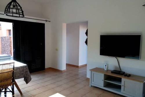 Anahi Homes Corralejo - Villa Codeso 1