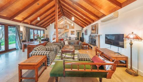 Bed & Breakfast Outlook Hill Vineyard Cottages & Suites