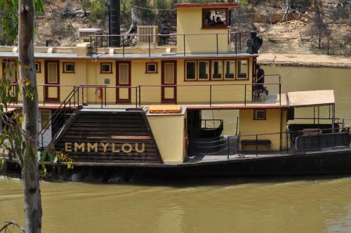 Captain's Cottage Bed & Breakfast