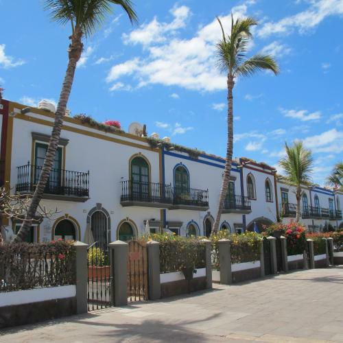 Front Line Marina Apartment With Roofterrace