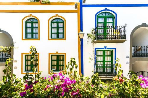 To To Apartments - Puerto De Mog�n