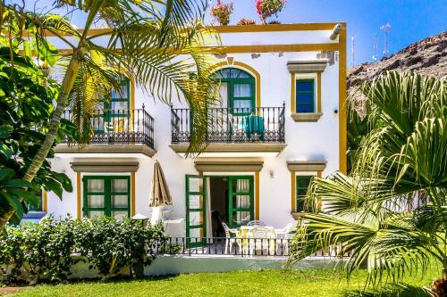 To To Apartments - Puerto De Mog�n