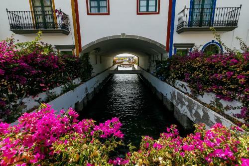 To To Apartments - Puerto De Mog�n