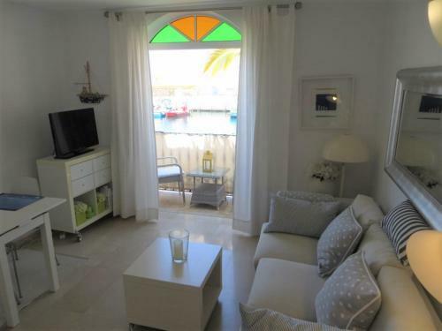 Marina Apartment With Roofterrace