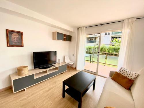 Apartamento En La Pineda Cerca De La Playa