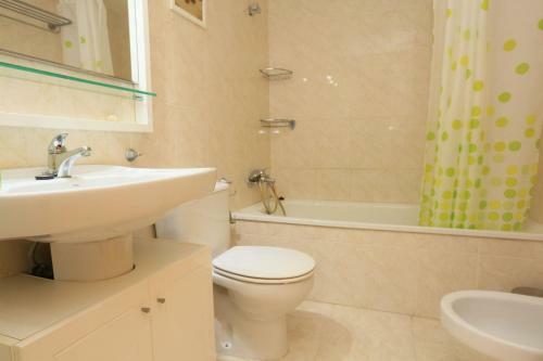 Apartamento Marinternum La Pineda 28028 Family Complex
