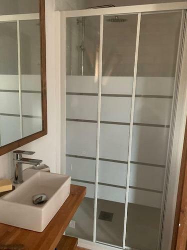 Apartamento Acogedora Casa De Invitados Con Su Estilo Rustico