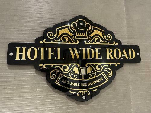 Hotel Wide Road