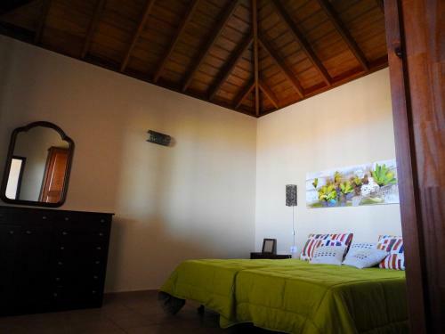 Agroturismo Casa Cueva De Las Palomas 2