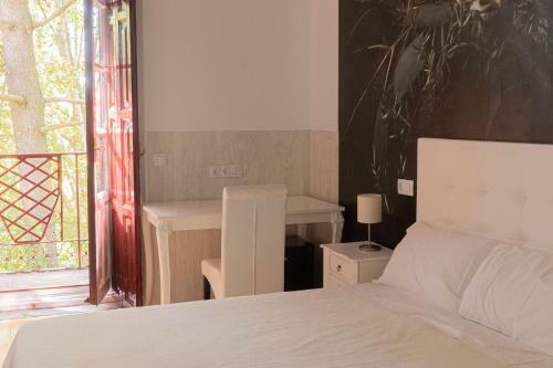 Hostal Casa Jard�n El Colmenar