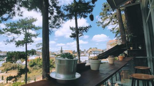Apartamento Tr�i Th�ng Nh?