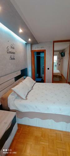 Hostal Plaza Ramon Santillan