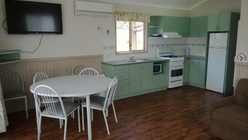 Canberra Carotel Motel