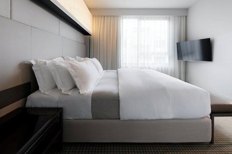 Hotel Realm
