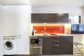 Aparthotel Abode Woden