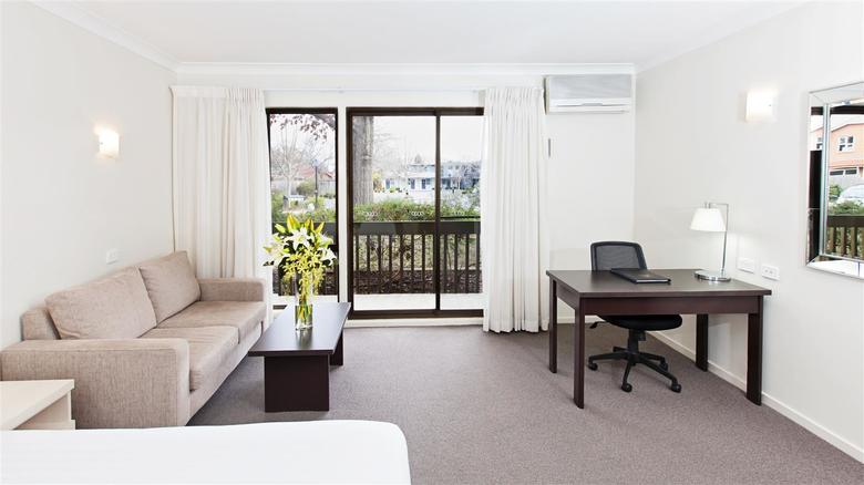 Hotel Best Western Tall Trees Canberra