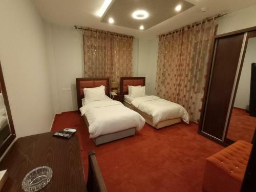 Golden Rose Hotel