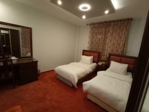 Golden Rose Hotel