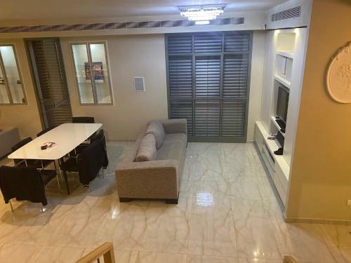 Prestige 5br Huge Villa + Amazing Pool