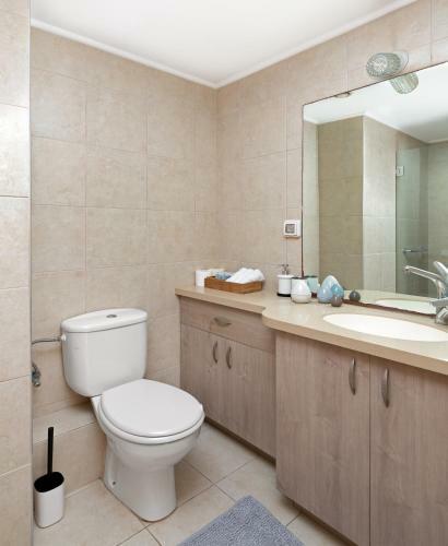 Water Front Blue Lguna Garden Apartment 2bd