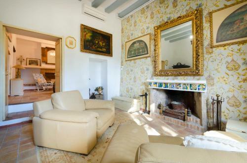 Villa Casa Se�orial �nica; Con Jacuzzi, Sauna Y Piscina.