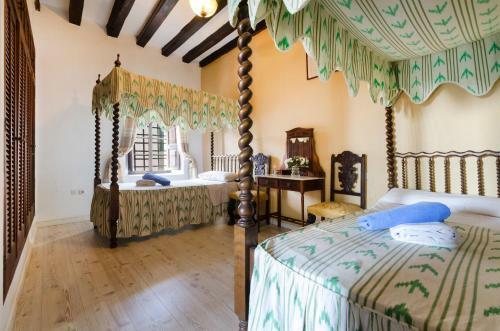 Villa Casa Se�orial �nica; Con Jacuzzi, Sauna Y Piscina.
