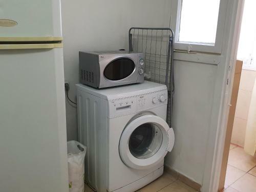 Yerushalayim Street Studio Apartment By Domik