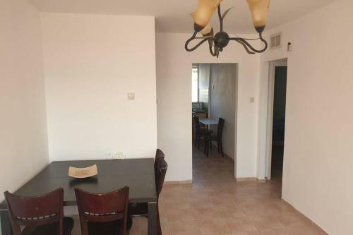 Family Apartment By The Sea