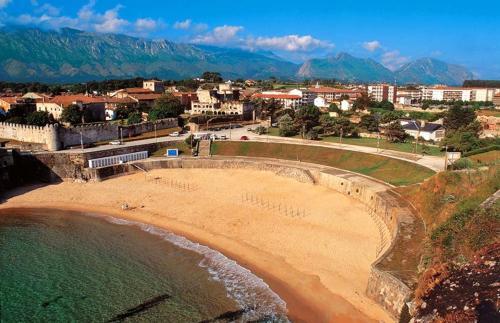 Apartamento Llanes, C�ntrico, Playa, Con Garaje Licencia Vut1937as