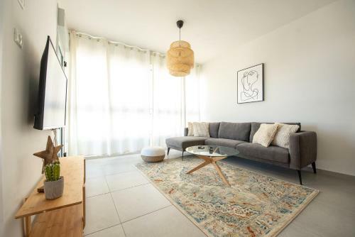 Apartamento German Colony Luxurious / 2 Bdrms Apt By Port City