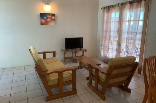 Neem View Apartment #10