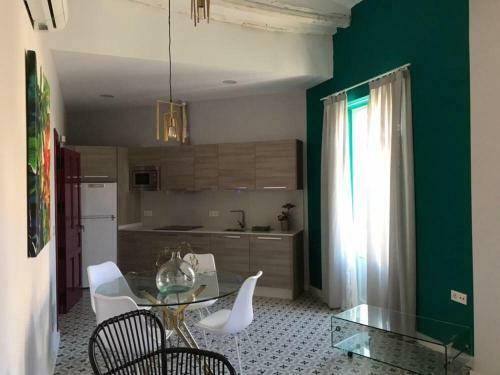 Bonito Apartamento En El Centro De Lorca+aparcamiento