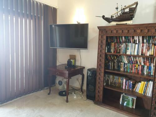 Nomad Tours Marina Beach Apartment