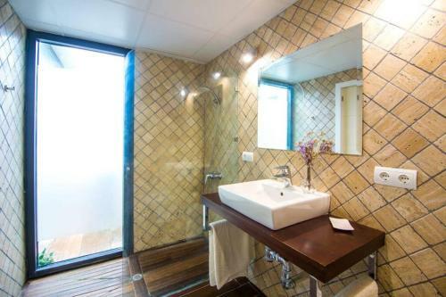 Elegante Y Sofisticada Villa De 5 Habitaciones