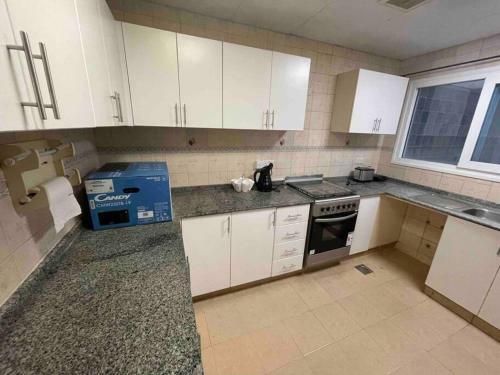 Apartamento Quality Furnished 3bd/2bathroom Unit.