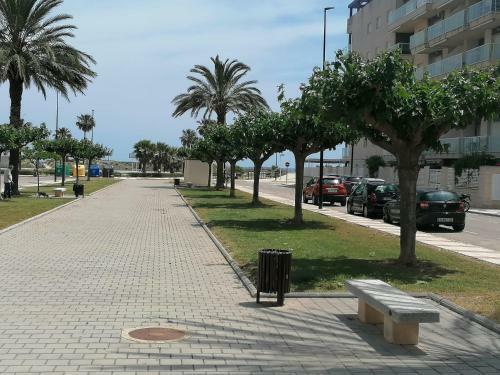 Apartamento Con Patio En Daimus