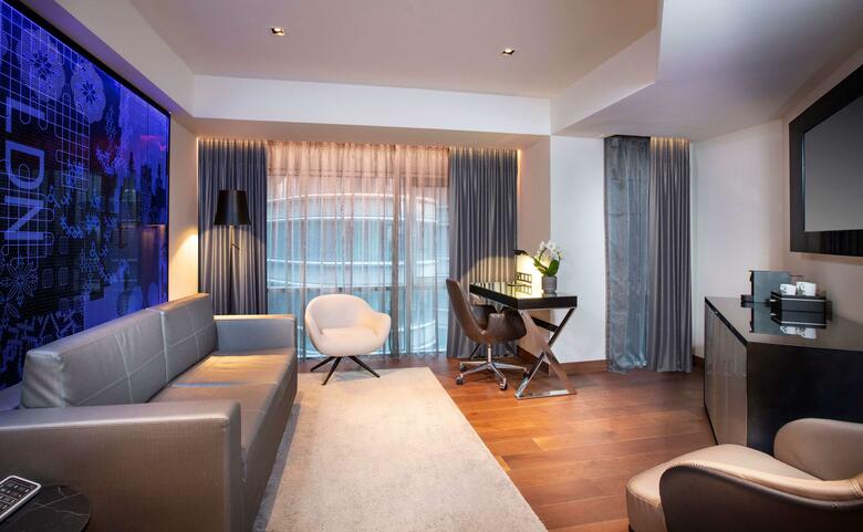 Hotel Park Plaza Riverbank
