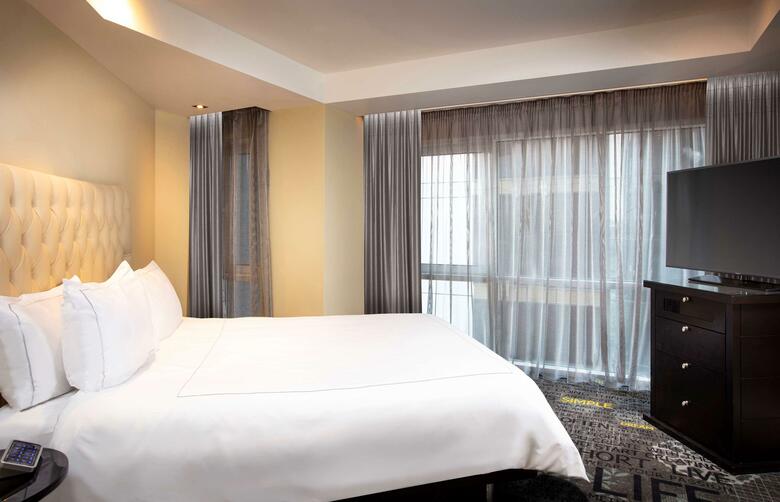 Hotel Park Plaza Riverbank
