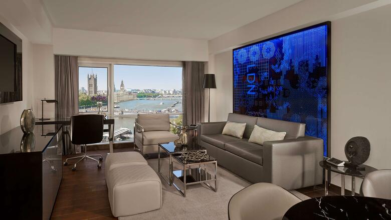 Hotel Park Plaza Riverbank