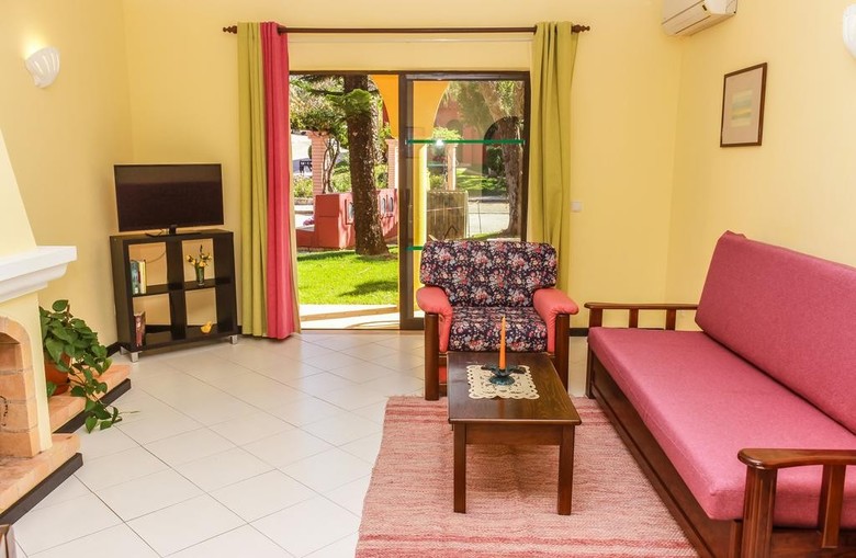 Hotel Colina Village