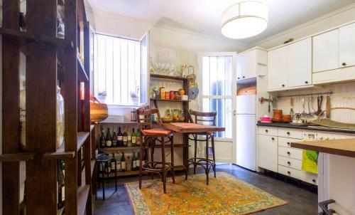 Apartamento Piso Con Encanto En Zona De Tapas