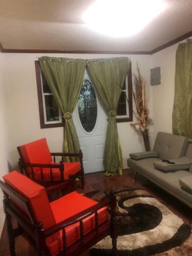 Mahogany Tree House Vacation Rentals