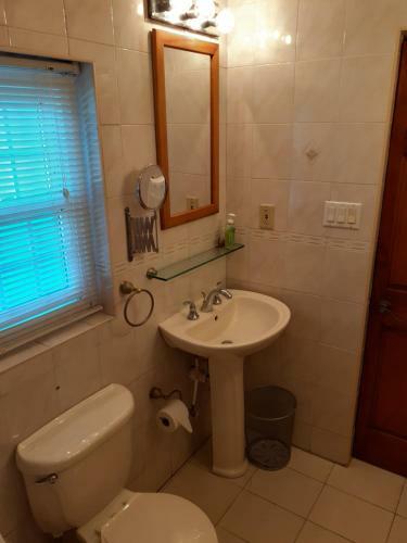 Apartamento Airbnb Moon Gate West