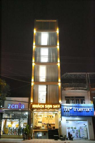 Hotel Kh�ch S?n Sky