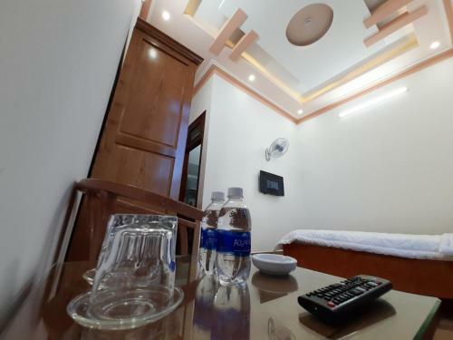 Hotel Kh�ch S?n Nguy�n Long