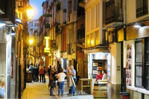 Apartamento 1� B � Apartamentos La Catedral