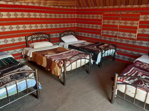 Albergue Wadi Rum Bedouin Campsite & Tours