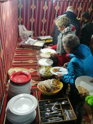 Albergue Wadi Rum Bedouin Campsite & Tours