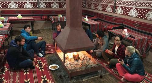Bedouin Moon Camp&tour